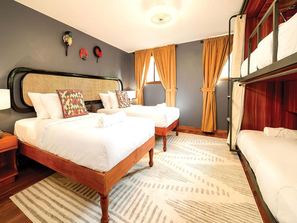 Hotel Socialtel 2*